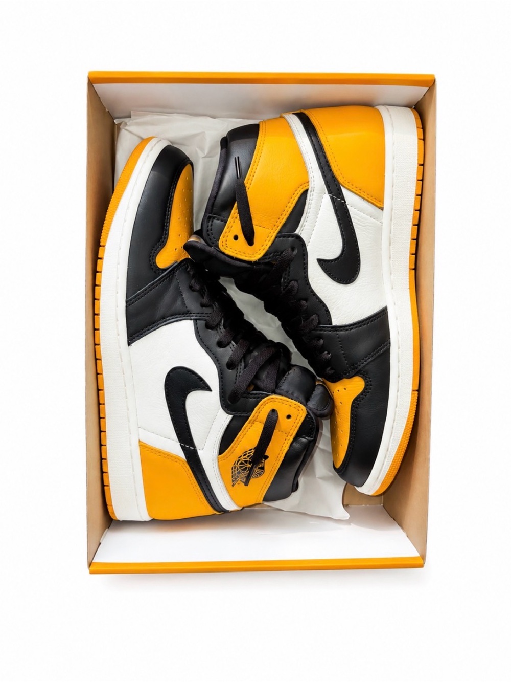 NWT Nike Air Jordan 1 Retro High OG